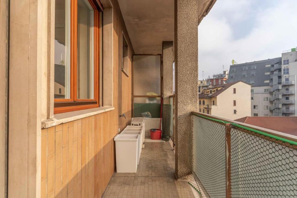 Yellow Flat Central Mailand Exterior foto